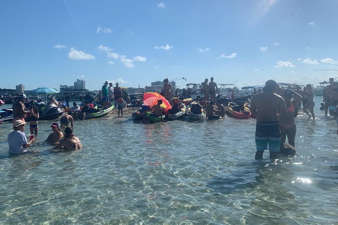 1.5 Hour Kayak Rental with Instruction - The 90-minute flow: lesson on land, then out to Las Olas canals