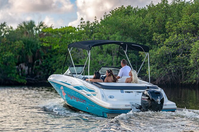 1 Hour-Relaxing Private Boat Tour - Fort Lauderdale (Up to 6 Pax) - Your private hour starts on 15th Street (Baymingo check-in)