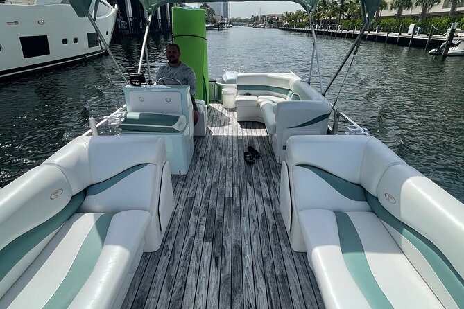 4 Hours Private Sandbar Pontoon Party - The Boat Setup: Sound System, Cooler, and Party Control