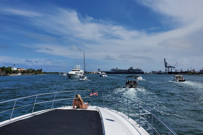 60ft Luxury Yacht Charter in Fort Lauderdale, Florida - A Meal Plan That Doesn’t Turn Into a Stress Test