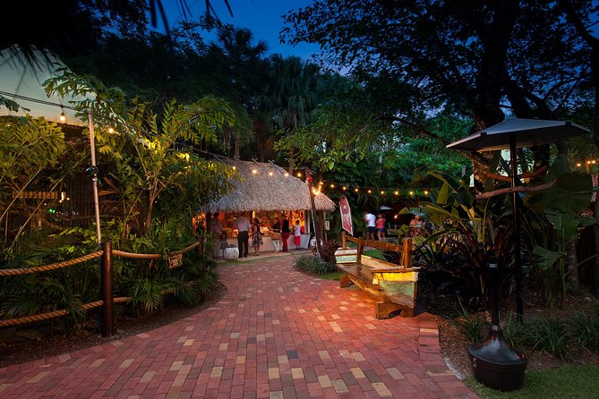 All You Can Eat BBQ Dinner and Show at Tropical Isle with Sightseeing Cruise - Quick take on the Jungle Queen BBQ cruise and Tropical Isle show