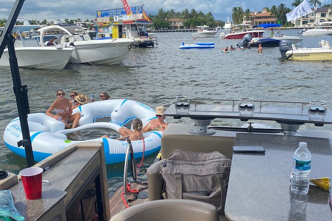 Aqua Patio Party Pontoon Charter up to 13 people - Key things to know before you go