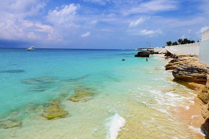 Bimini Day Cruise from Fort Lauderdale with Round-Trip Miami Transfer - Rough Water, Rude Moments, and the Crew You Actually Remember