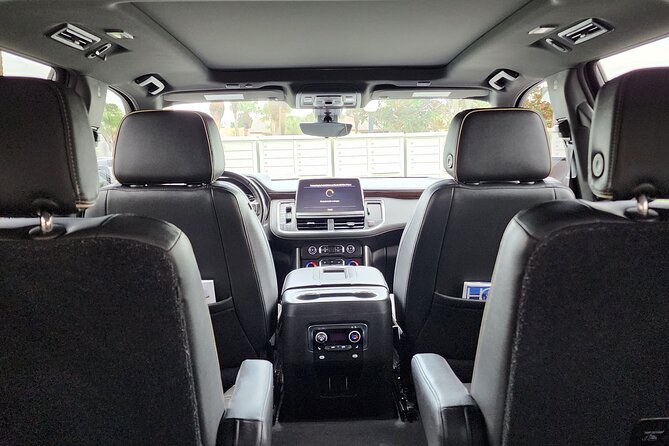 Boca Raton Luxury SUV Transfer to/from Fort Lauderdale Airport - Included vs. not included: what you’ll need to handle yourself