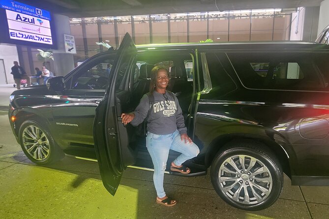 Boca Raton Luxury SUV Transfer to/from Fort Lauderdale Airport - How pickup and drop-off work (and why it reduces stress)