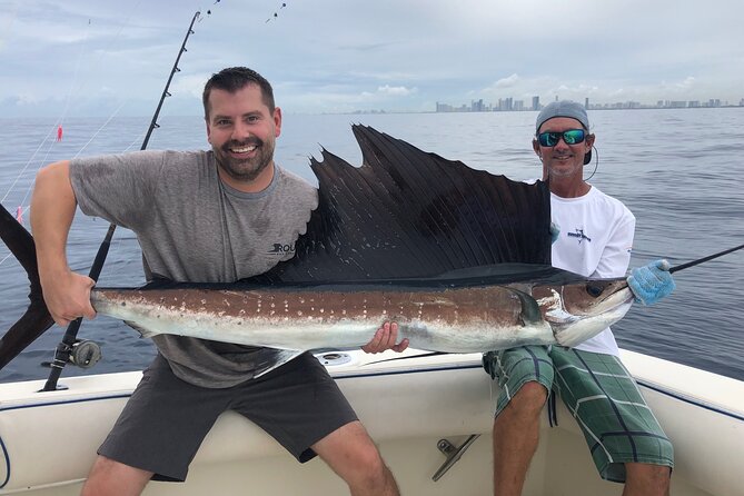 Deep sea fishing charters in Fort Lauderdale aboard 52' Hatteras - The 52-foot Hatteras: what that adds to your fishing day