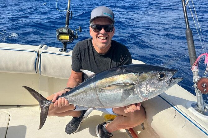 Deep sea fishing charters in Fort Lauderdale aboard 52' Hatteras - Should you book Top Shot Sportfishing Charters?