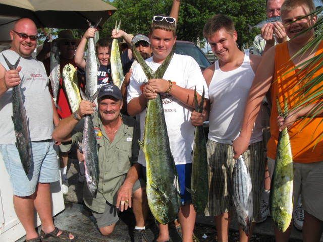 Fort Lauderdale: 4-Hour Deep Sea Drift Fishing Trip - Day trip vs. night trip: two strategies, same 4-hour fun