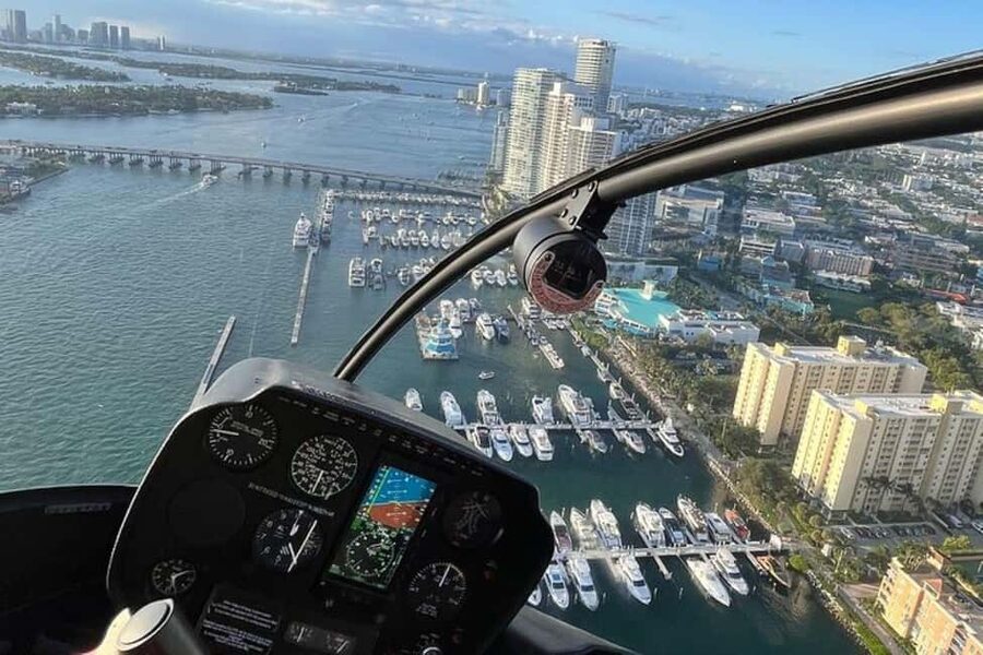 Fort Lauderdale: 40-Minute Helicopter Tour - Your 20-Minute Photo Stop Before Takeoff