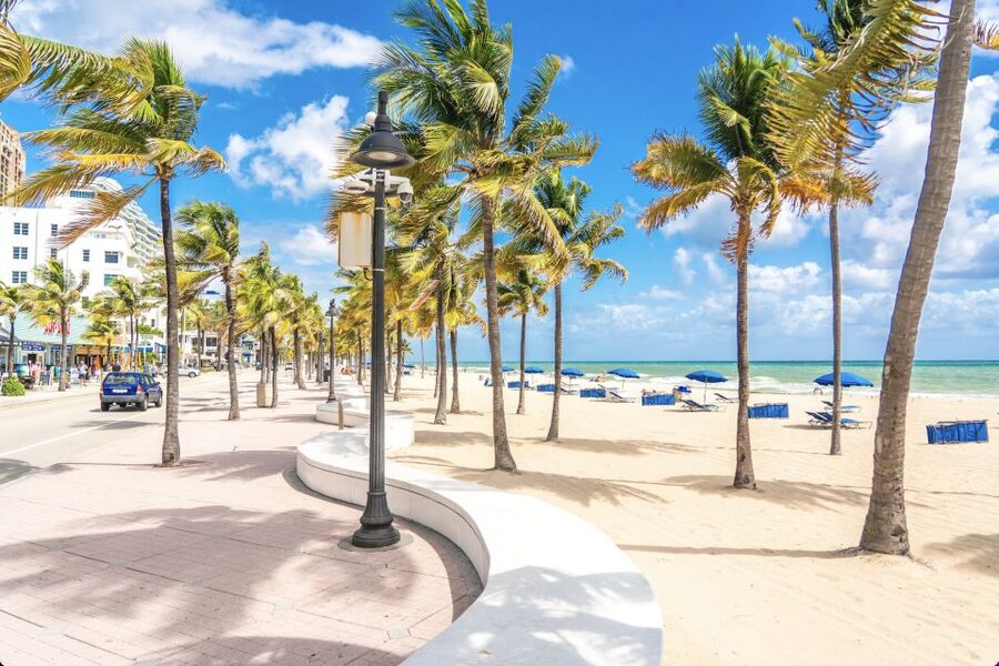 Fort Lauderdale: 6 People Golf Cart Rental - Nightlife Along Las Olas and the Beach: Avoid Parking Stress
