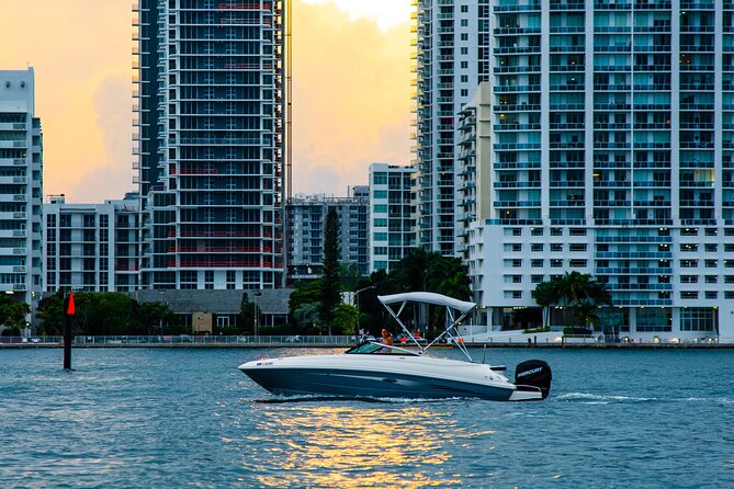 Fort Lauderdale Boat Tour Adventure - Getting Oriented: Meeting at 231 SW 2nd Ave and a 2:00 pm Start
