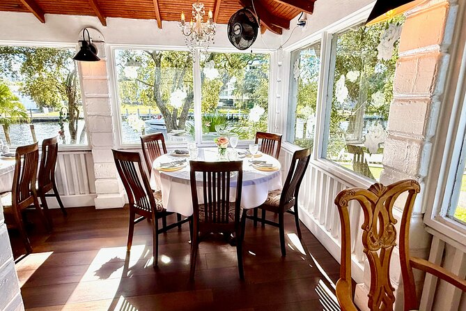 Fort Lauderdale Historic District Food Tour Experience - Guides Make the Tour Work: Stories, Service, and Those Small Surprises