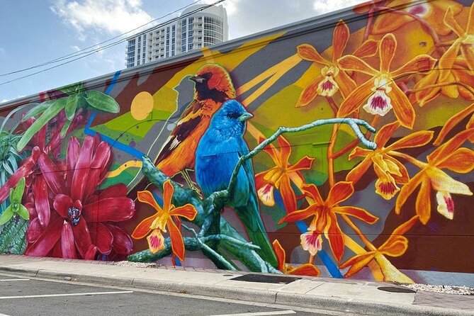 Fort Lauderdale History and Sightseeing Tour on Electric Bike(s) - Waterfront Park and Tennis Center: The Easy Begin