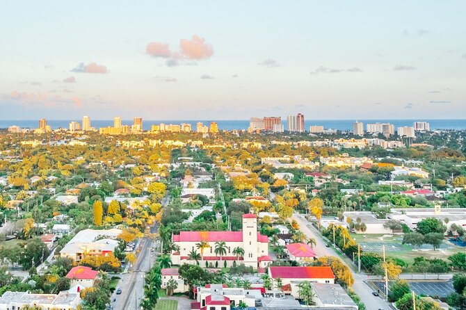 Fort Lauderdale History and Sightseeing Tour on Electric Bike(s) - Victoria Park and Holiday Park: Parks, Pickleball Energy, and Sports Culture