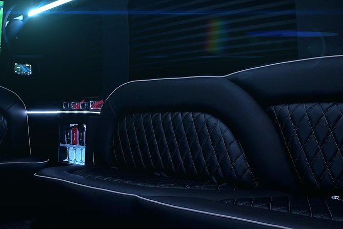 Fort Lauderdale Private Party bus - Comfort details that reduce stress (especially with 14 people)