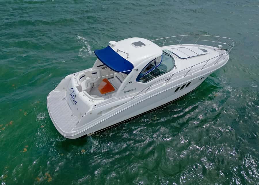 Fort Lauderdale: Private Yacht Cruise - Your private yacht cruise on the Sundancer 40