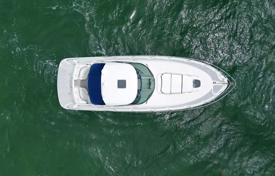Fort Lauderdale: Private Yacht Cruise - Your own playlist via Bluetooth speakers