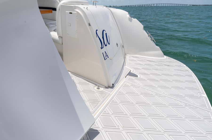 Fort Lauderdale: Private Yacht Cruise - What’s included onboard (and what you bring yourself)