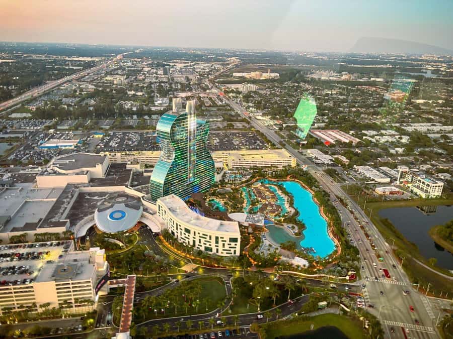 Fort Lauderdale : Romantic Champagne Helicopter Flight Tour - Where you meet: Banyan Air Service at Fort Lauderdale Executive Airport