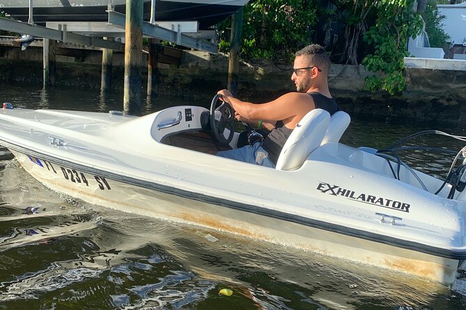 Ft. Lauderdale Mini Powerboat Rental. Canal, Yacht, Mansion Tour - Price and Value at $99 Per Group: What You’re Paying For