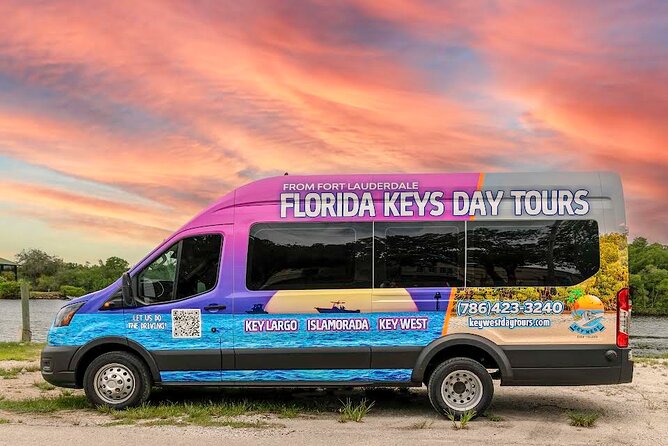 Ft Lauderdale to Islamorada Tour with Boat Ride and Lunch - Lunch by the ocean: plan around a big menu with real variety