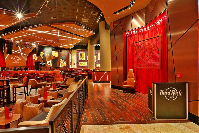 Hard Rock Cafe Hollywood Florida - Hard Rock Cafe Hollywood Florida: what the 2-hour dinner feels like