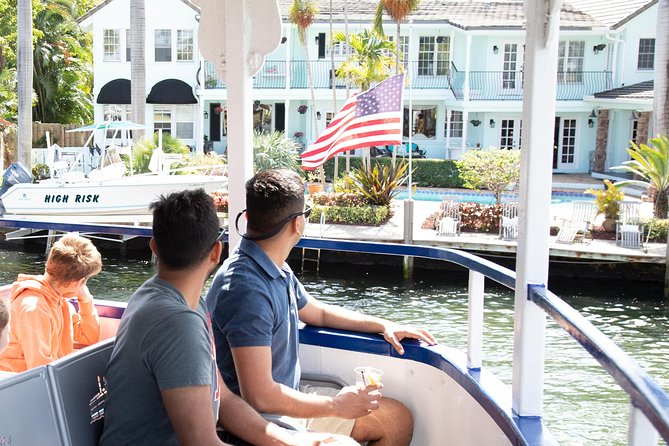 Jungle Queen Riverboat 90-Minute Narrated Sightseeing Cruise in Fort Lauderdale - Stop-by-Stop: How the 90 Minutes Unfolds on the Water
