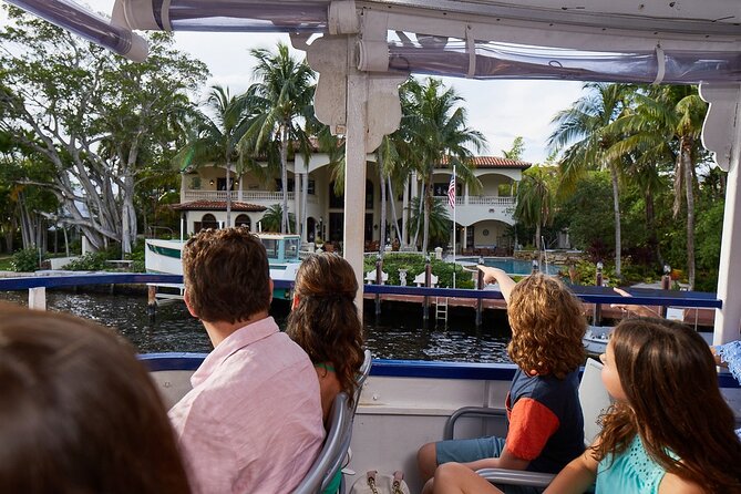 Jungle Queen Riverboat 90-Minute Narrated Sightseeing Cruise in Fort Lauderdale - Onboard Food and Drinks: How to Plan Your Budget and Comfort