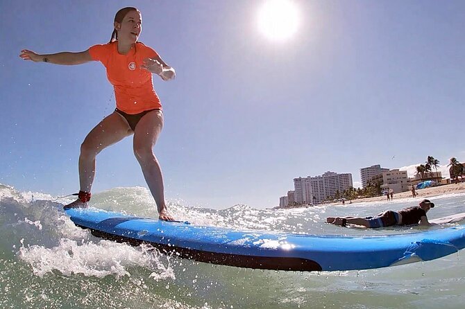 Learn to surf Fort Lauderdale - Darlan Lopes and the Coaching Style: Friendly, Supportive, and Focused on Standing
