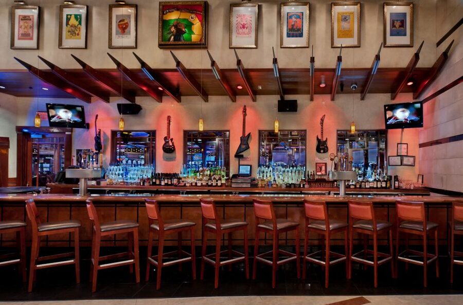 Meal at the Hard Rock Cafe Hollywood Florida - The Classic Smashed Burger and what else is worth aiming for