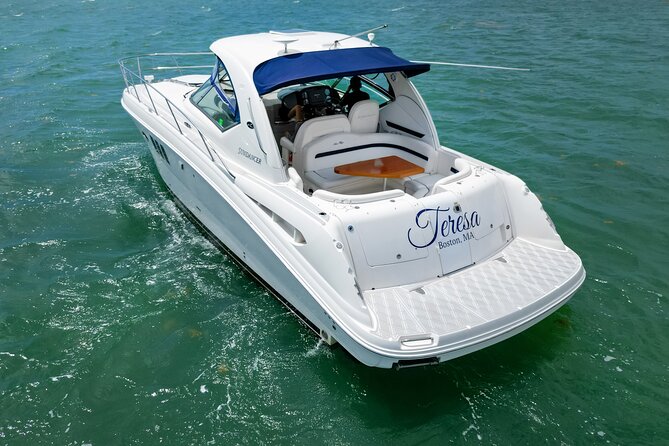 Private tour for 12 people on a 40 ft Yacht, Ft Lauderdale bay - What you’re actually seeing on the water (and why the route is the point)