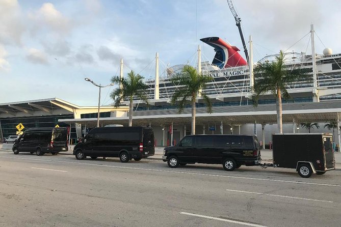 Van Ft Lauderdale Airport or Hotel To Port of Miami or Hotel - Family and Mobility-Friendly Extras (Car Seats, Service Animals)