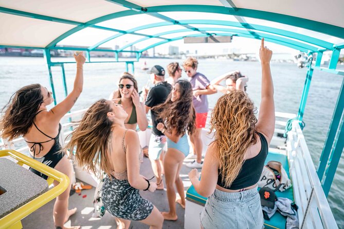Venice of America Evening Cruise- Fort Lauderdale - Getting near The Wharf: your easy landing spot after the cruise