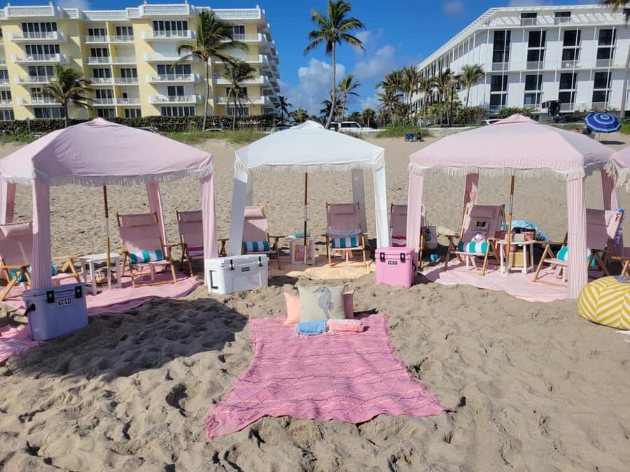 West Palm Beach Florida: All Inclusive Beach Day Package - The 4-hour beach plan that starts before you arrive
